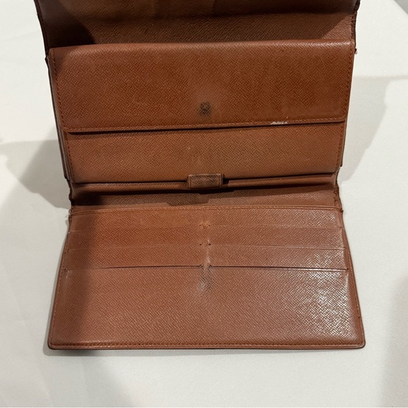 Louis Vuitton Tri Fold Wallet - Picture 5 of 6